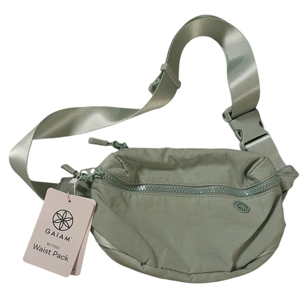 NWT • GAIAM Light Sage Green Belt Bag/ Waist Pack - Picture 14 of 14